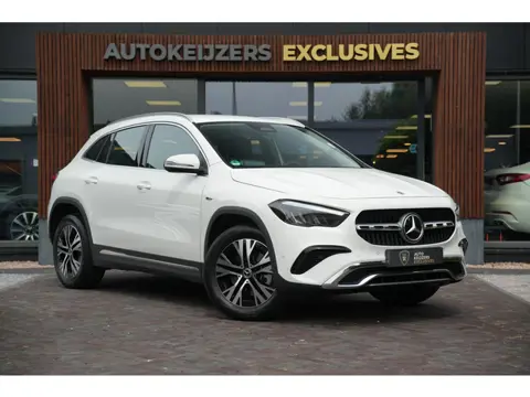 Mercedes-Benz GLA-klasse 250 e Business Solution Adapt. Cruise Stoelverw. LED Dodehoek