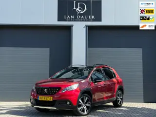 Peugeot 2008 1.2 PureTech GT-line / PANORAMADAK / TREKHAAK