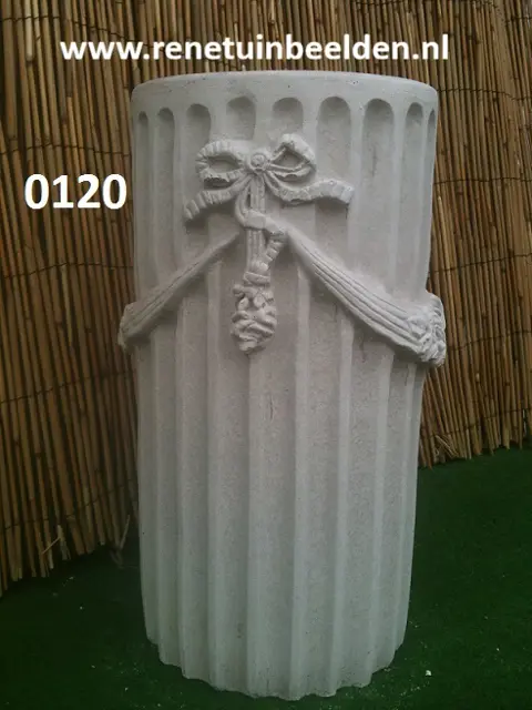 Zuil / base / zonnewijzerzuil rond model. nr 0120.