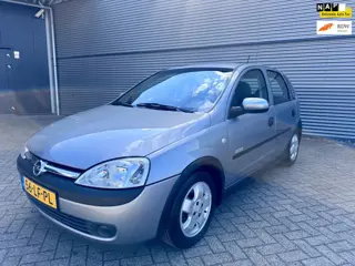 Opel Corsa 1.2-16V Elegance