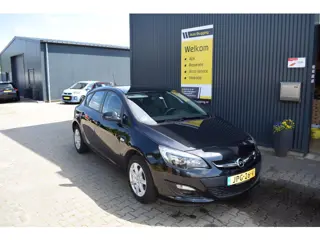 Opel Astra 1.4 Turbo Business+