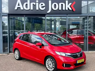 Honda Jazz 1.3 i-VTEC Comfort 102pk AUTOMAAT | TREKHAAK | NAVIGATIE | PARKEERSENSOREN V+A | STOELVER
