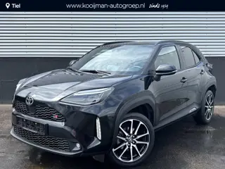 Toyota Yaris Cross 1.5 Hybrid GR Sport Panoramadak, Stoelverwarming, Parkeersensoren voor + achter, 