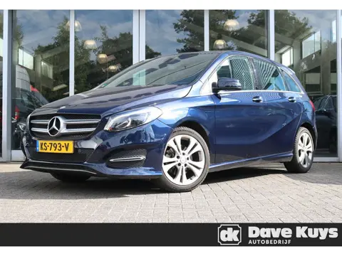 Mercedes-Benz B-klasse 180 Ambition Automaat | Trekhaak | Navigatie | Airco