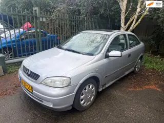 Opel Astra 1.6 Sport met 83000 km (koppeling moet worden vervangen)