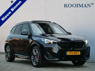 BMW X1 xDrive25e M Sport pakket Pro 245 Pk Automaat Schuifdak / Winterpakket / Harman Kardon
