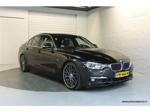 BMW 3-serie 320i High Exec Uniek! | AIRRIDE | Automaat | Sportinter | Lowrider