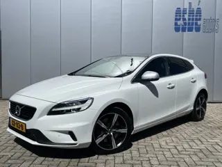 Volvo V40 1.5 T3 Automaat R-Design Polar + Sport Panoramadak Navigatie Camera Harman Kardon Audio Ke