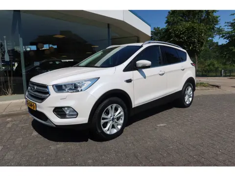 Ford Kuga 1.5 150PK Titanium I Trekhaak I CLIMA I CRUISE I PDC I 2.000kg Trekgewicht !