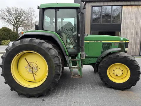 John Deere 6610 PQ (bj 2000)