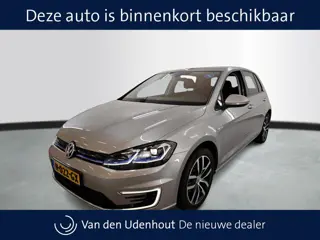 Volkswagen e-Golf E-DITION | Multimedia | Active Info Display | Binnenkort beschikbaar |