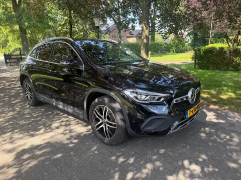 Mercedes-Benz GLA 250 e BnsSol Lux Ltd (bj 2022, automaat)