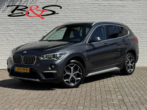 BMW X1 SDrive18i High Executive M-sport Panorama Led Keyless Leder+verwarming Cruise