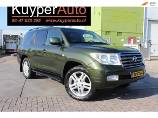 Toyota Land Cruiser V8 4.5 V8 D-4D Executive High Roof Window Van automaat