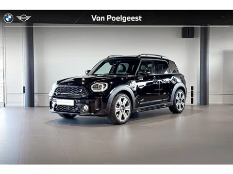 MINI Countryman 1.5 Cooper S E ALL4 | Glazen Panoramadak | Comfort Access | Stoelverwarming | Achter