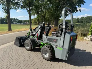 WCM L1460 mini shovel/loader Euro/perkins Demo (bj 2025)