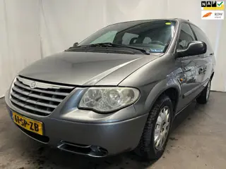 Chrysler Grand Voyager 3.3i V6 SE Luxe SCHADEAUTO!