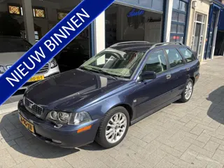 Volvo V40 2.0 Europa NW APK/AIRCO/NAVI/LEDER (bj 2004)