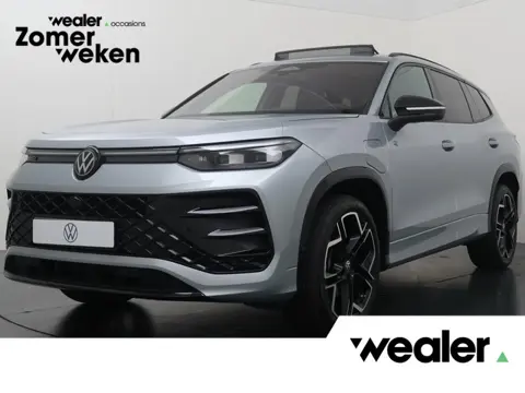 Volkswagen Tayron 1.5 eHybrid R-Line Edition | 204 PK | SoH 100% | Panoramadak | Area View 360 grade