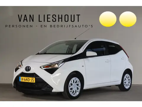 Toyota Aygo 1.0 VVT-i x-play - NL- Auto!! Camera I Airco I Apple