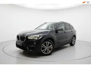BMW X1 SDrive18i High Executive TREKHAAK CAMERA