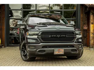 Dodge Ram 1500 5.7 V8 4x4 Crew Cab Sport (bj 2021)