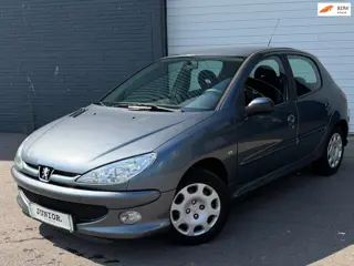 Peugeot 206 1.4 Air-line AIRCO/ELKPAKKET/5DEURS/NAP/APK