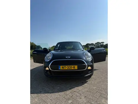Mini 3-Deurs 1.2 One Pepper Business incl nw apk ! leuke sportieve auto !