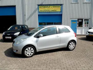Toyota Yaris 1.0 VVTi