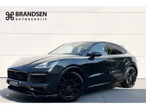 Porsche Cayenne Coupé 3.0 E-Hybrid Platinum Edition Pano-ACC-Lucht vering-22"-360 camera-Stoel/stuur
