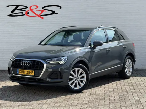 Audi Q3 35 TFSI S Line Pro Line Climate control Cruise LED Stoelverwarming Apple / Android Navi PDC 