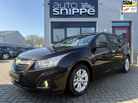 Chevrolet Cruze Station Wagon 1.4T LTZ -CLIMA-CRUISECONTROL-NAVI-CAMERA-BLUETOOTH-PDC ACHTER-LICHTME