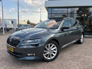 Skoda Superb Combi 1.4 TSI DSG ACT Style Business|Schuifdak|Alcantara