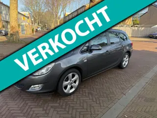 Opel Astra Sports Tourer Eerste eigenaar / Nieuw APK / Zeer mooie en nette auto