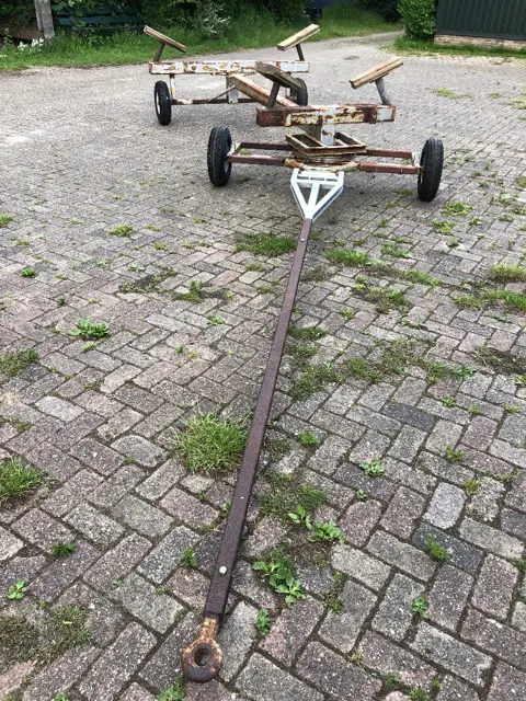 Platte/lage bootkar aangeboden. Boottrailer, stallingstrailer