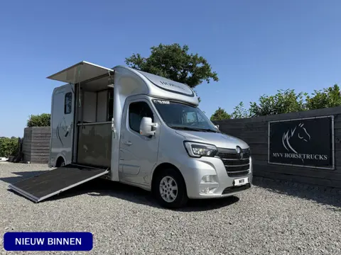Renault Master | HORSETRUCK | SODIAK | STALLION 3XL | 2021 | HENGST | MANUEL | 3-SEAT | L3 | 165PK |