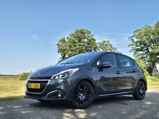Peugeot 208 1.2 PureT. Blue Lion (bj 2017)