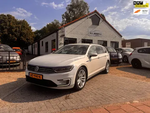 Volkswagen Passat Variant 1.4 TSI GTE Highline plug in hybride zeer netjes