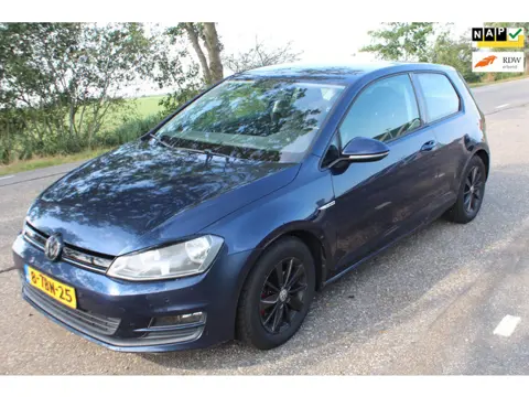 Volkswagen Golf 1.6 TDI Trendline Plus BlueMotion