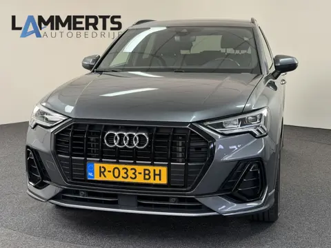 Audi Q3 45 TFSI e S-Line Business Edition Carplay / Cruise & Climate Cntrl / Trekhaak / Virtual / Ac