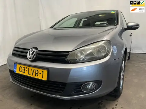 Volkswagen Golf 1.2 TSI Tour SCHADEAUTO!