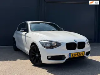 BMW 1-serie 116i | Pano | Airco | Ketting Hoorbaar |