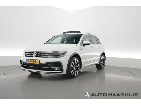 Volkswagen Tiguan 2.0 TSI 4Motion R-Line DSG 220pk! | Pano | 360cam | Elek. Trekhaak | Adapt. Cruise