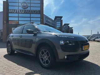 Citroen C4 Cactus 1.2 PureTech Shine Automaat NAP CAMERA NAVI
