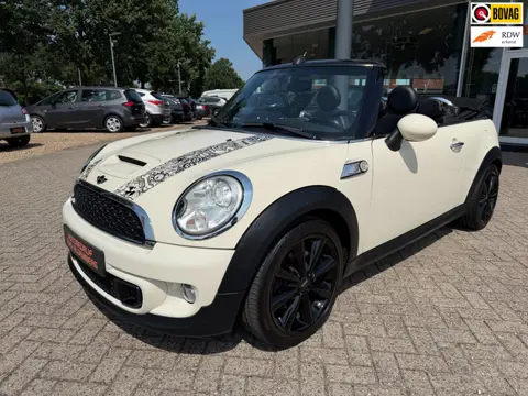 Mini Mini Cabrio 1.6 Cooper S, MR Bean Uitvoering, Navigatie, Clima, Cruise, Xenon, Leer, etc