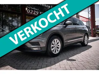 Volkswagen Tiguan 1.4 TSI BMT ACT | Automaat | Leder | Panorama dak | Parkeer Camera | Adaptieve cru