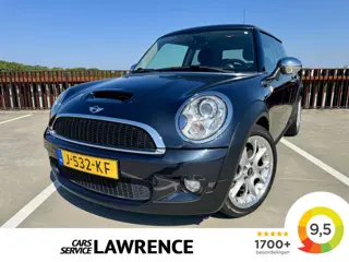 MINI 3-deurs 1.6 Cooper S | Automaat | Nieuwe ketting | netjes onderhouden | Astro Black | % Bovag O