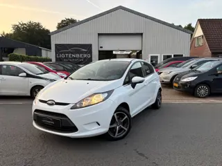 Ford Fiesta 1.25 Limited PARKEERSENSOREN/AUX/SPORTVELGEN