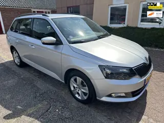 Skoda Fabia Combi 1.2 TSI Ambition Business NAVI/PDC/LED/NAP