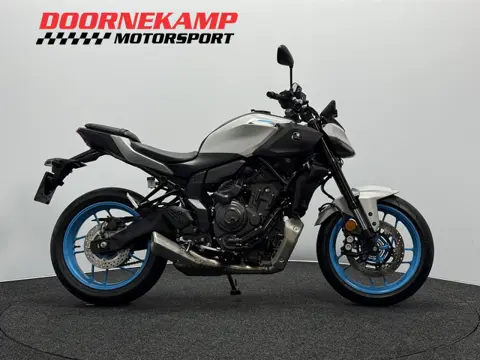 Yamaha MT-07 Y-AMT (bj 2025)